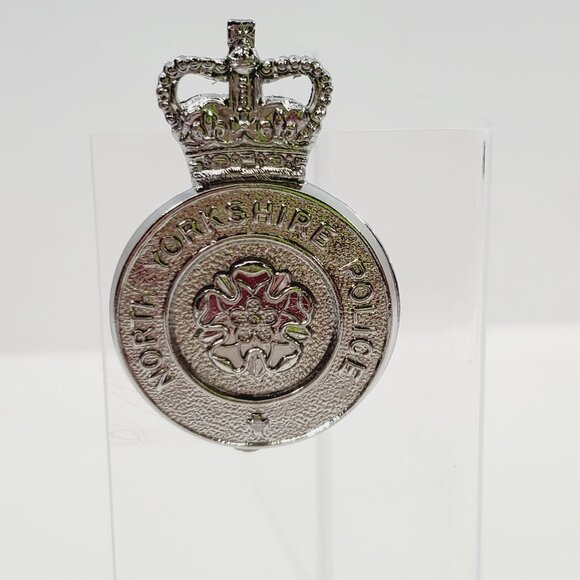 Police Cap Badge England North Yorkshire Obsolete British  [37] - Picture 1 of 3